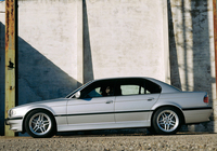 BMW 740d (E38) 1999–2001 wallpapers