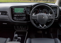 Mitsubishi Outlander UK-spec 2015 wallpapers