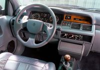 Renault Clio Baccara 1991–94 wallpapers